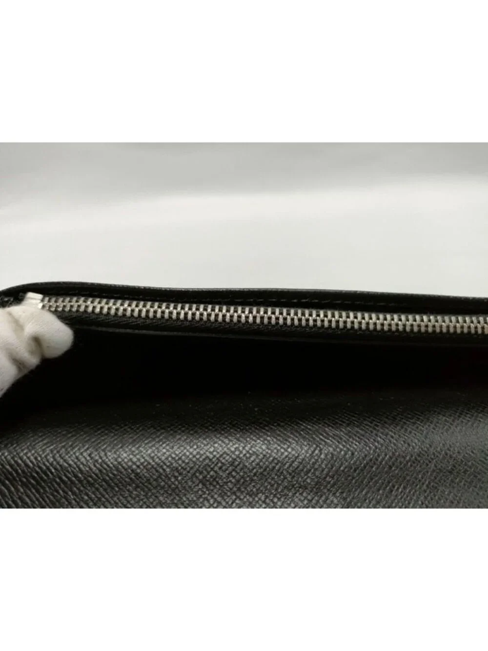 Louis Vuitton Wallet Portefeuille Brazza Black Epi Bifold